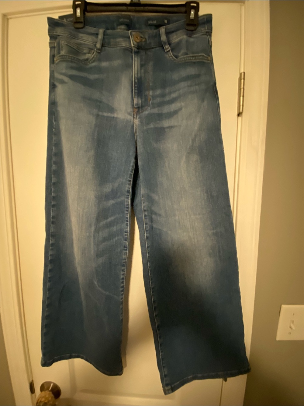 J Jill wide leg crop jeans. NWT Sz 10